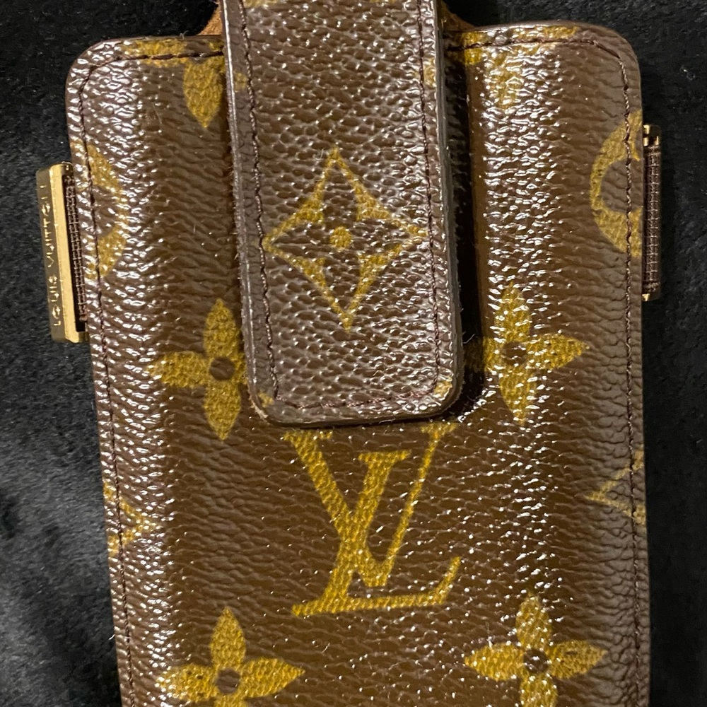 Authentic Louis Vuitton Monogram Etui Telephone/C… - image 2